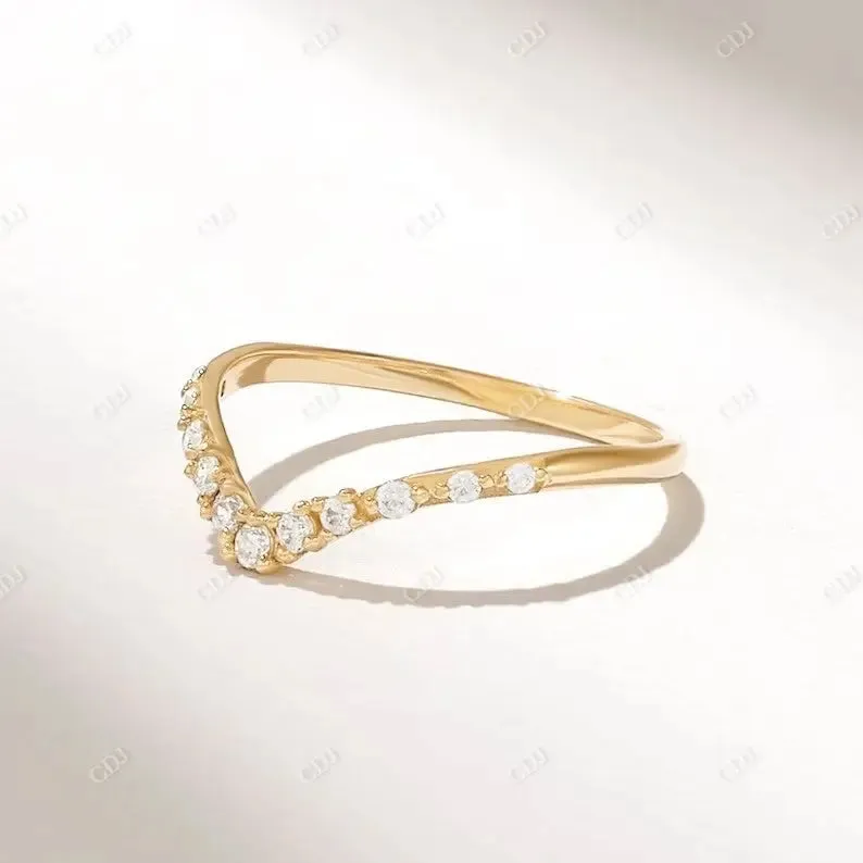 0.19CTW Pave Diamond Curve Nesting Wedding Band