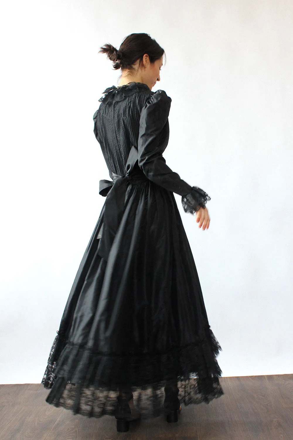 Aldrich Goth Prairie Gown S