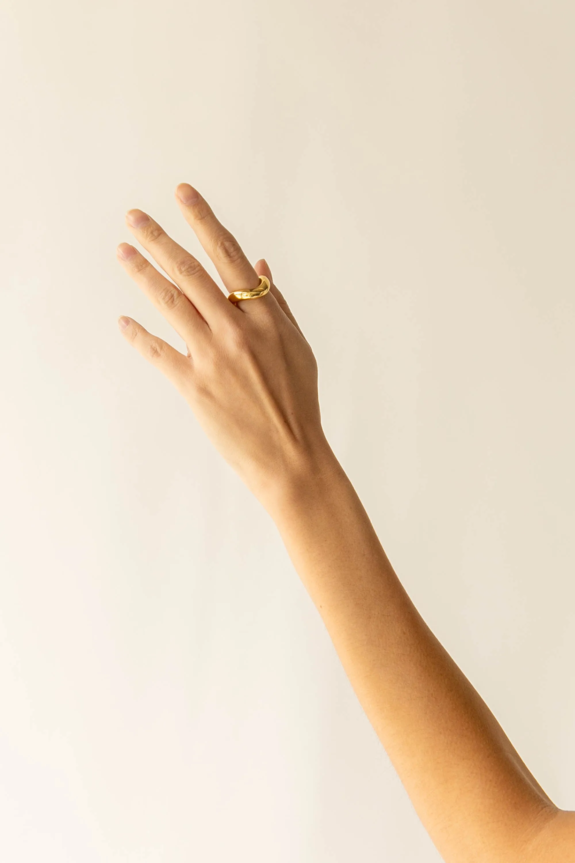 CURVE RING