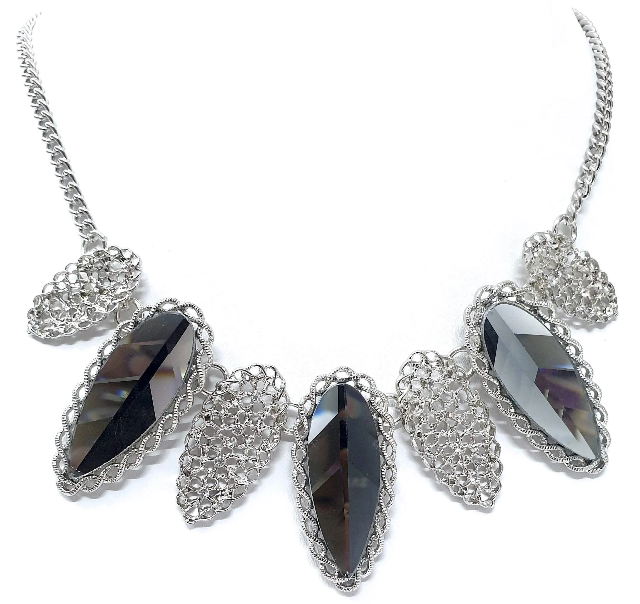 Elegant Stylish Modern Design Metal Imitation Fashion Necklace for Girls and Ladies