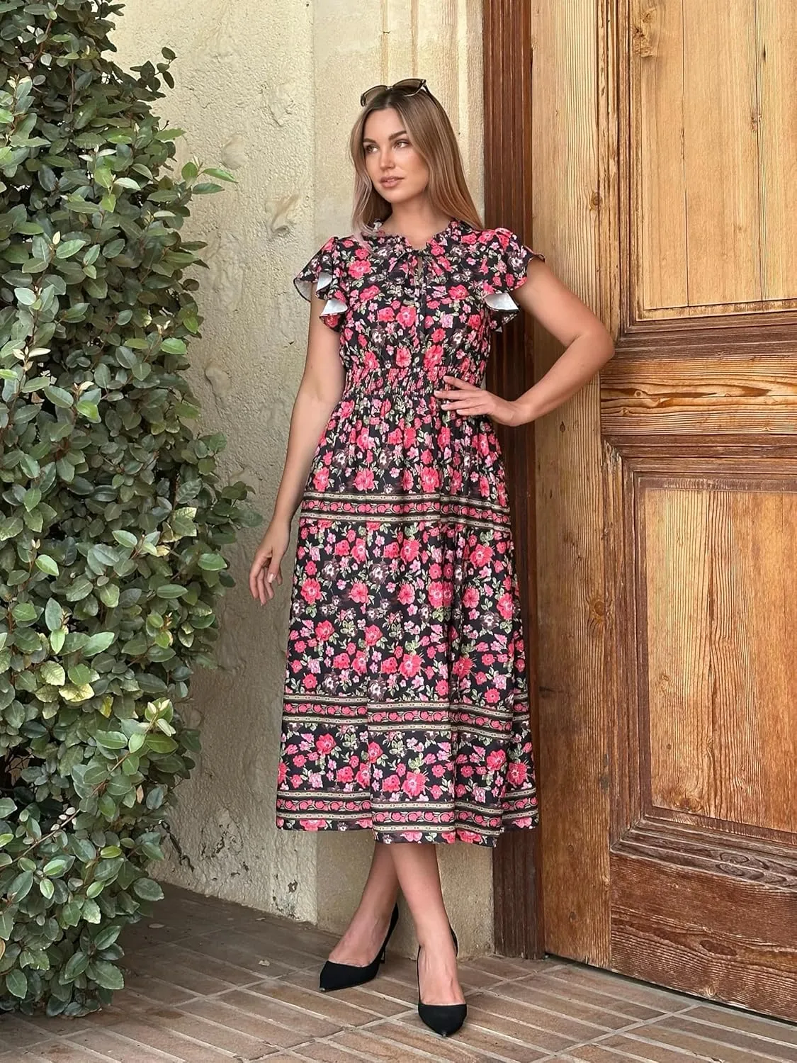 GRACE KARIN Women's Floral Boho Dress Hawaiian Dresse Short Sleeve V Neck Summer Beach Wedding Guest Swing Maxi Sundress