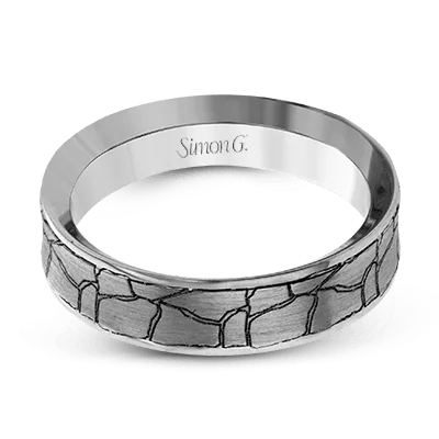 Men's Wedding Band In 14k Or 18k Gold