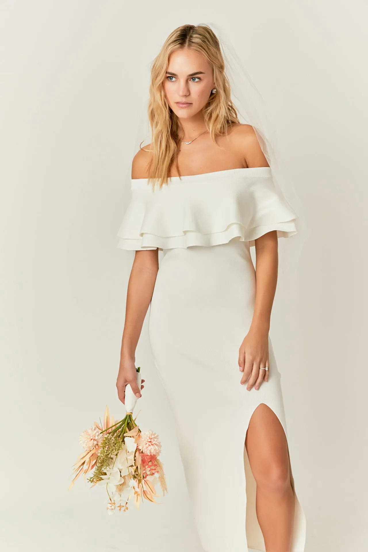 Off the Shoulder Ruffle Maxi Dress