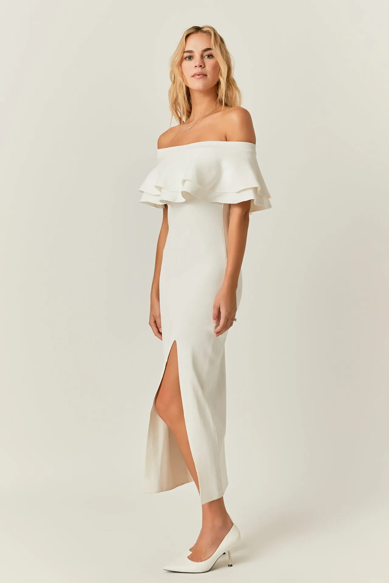 Off the Shoulder Ruffle Maxi Dress