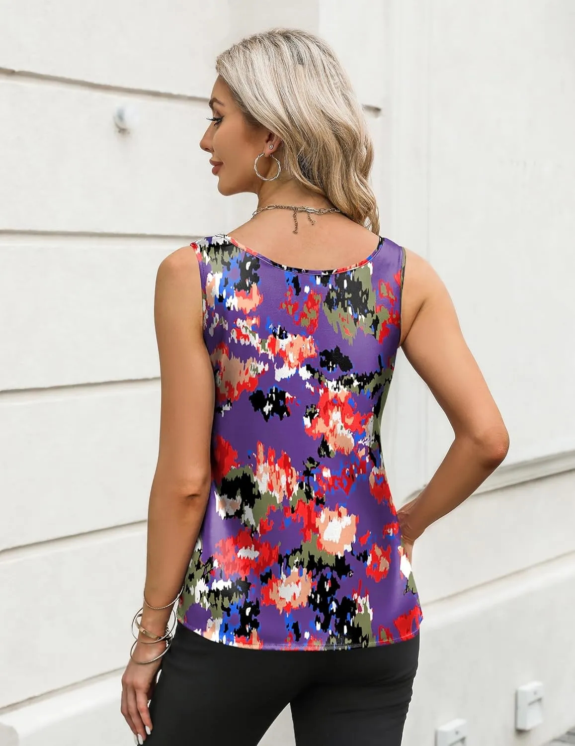 Zeagoo Silk Satin Tank Tops for Women Scoop Neck Sleeveless Camisole Tops 2025 Summer Basic Blouses
