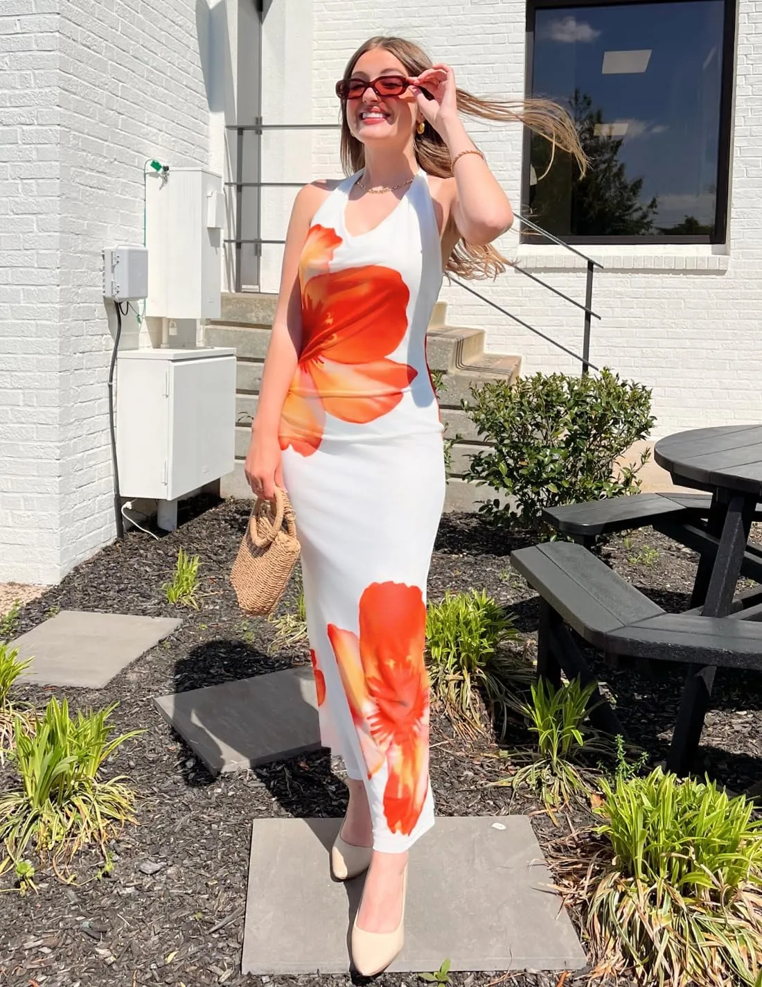 ZESICA Women's 2025 Summer Halter Neck Floral Print Maxi Dress Sleeveless Backless Wedding Guest Party Bodycon Long Dresses